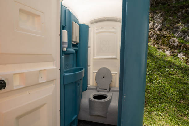 Best Luxury portable toilet rental  in Silver Hill, MD
